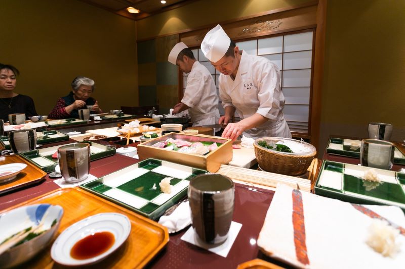 11 điểm bán sushi hấp dẫn bạn không nên bỏ qua khi đến Nhật 10
