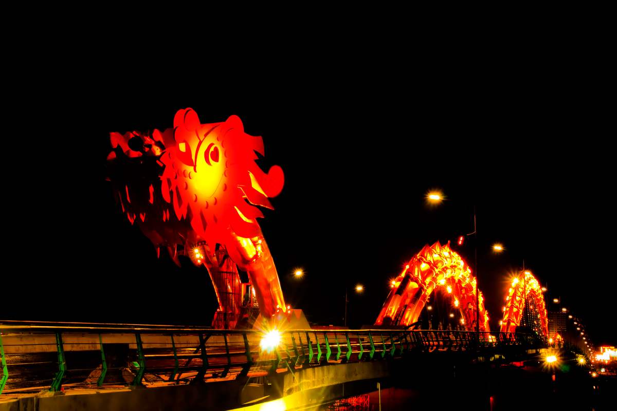 Cầu Rồng - Biểu tượng văn hóa đầy sống động của thành phố Đà Nẵng