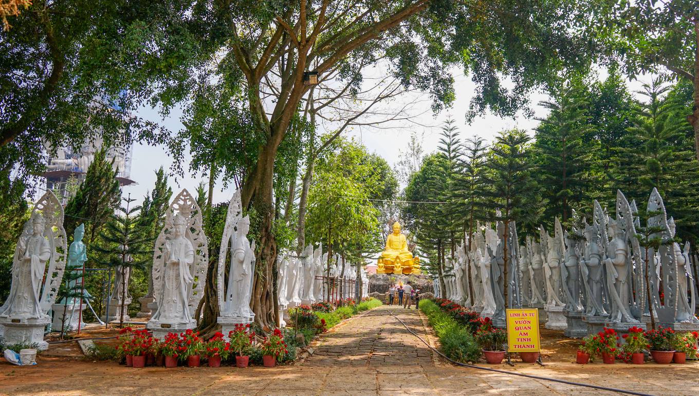 Chùa linh ẩn nơi an tọa của tượng quan âm lớn nhất đà lạt