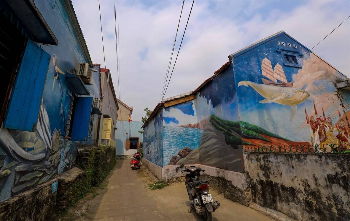 Cách di chuyển đến làng bích họa Cảnh Dương