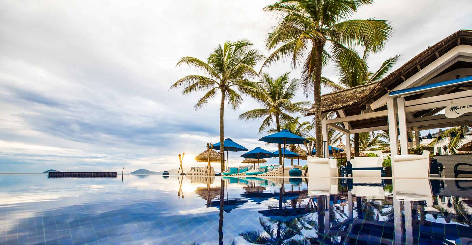 Sunrise Premium Resort Hoi An - Tận Hưởng Bình Minh Trên Biển Nhẹ Nhàng