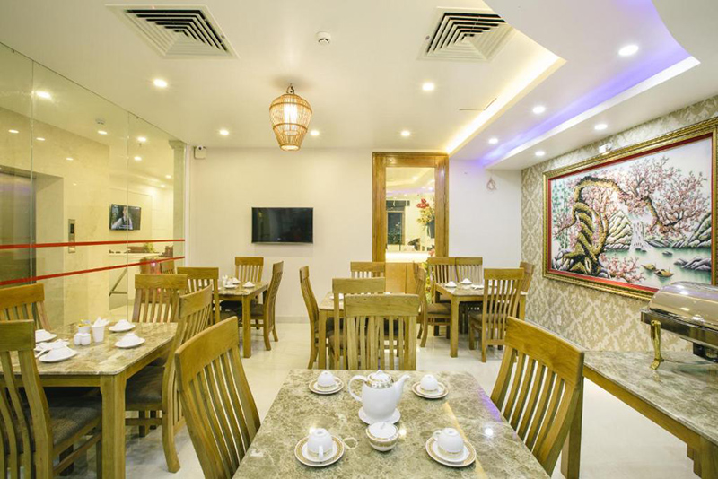 Mách bạn 8 khách sạn gần sân bay Tân Sơn Nhất view đẹp, giá tốt 6