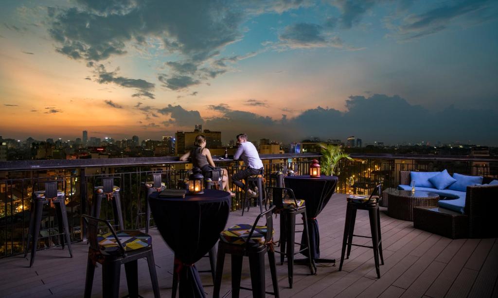 Acoustic Hotel Spa, khách sạn có view quán bar đẹp nhất nhì Hà Nội 25