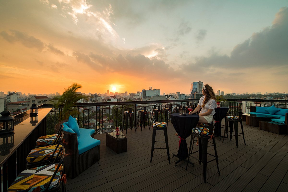 Acoustic Hotel Spa, khách sạn có view quán bar đẹp nhất nhì Hà Nội 24