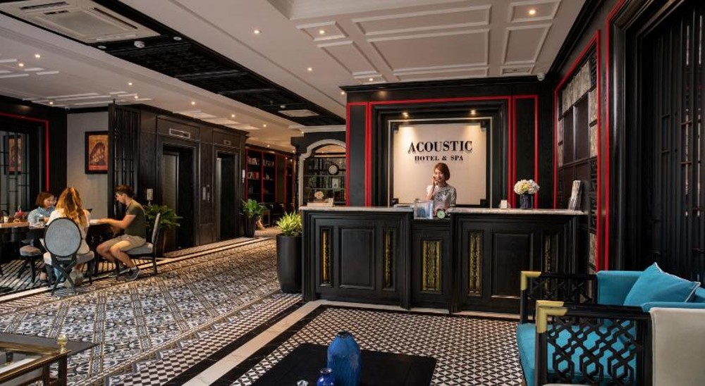 Acoustic Hotel Spa, khách sạn có view quán bar đẹp nhất nhì Hà Nội 5