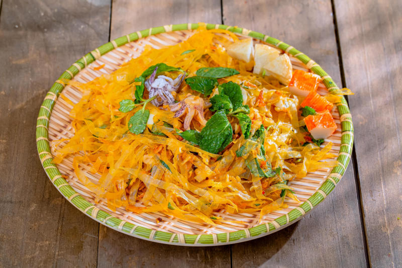 Khám phá ẩm thực Sài Gòn với top 10 món ăn đặc sắc nhất 10