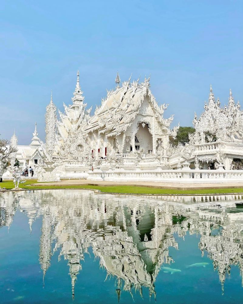 Chùa trắng Wat Rong Khun với dáng dấp đặc biệt giữa đất Thái 4