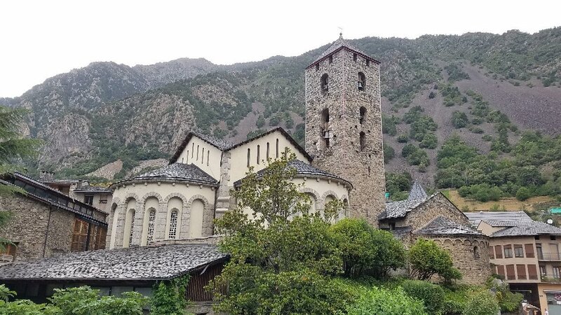 Xứ sở thần tiên Andorra, miền cổ tích xinh đẹp nép mình sau núi tuyết 9