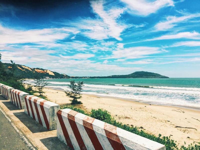 Top 8 bãi biển Phan Thiết, Mũi Né lý tưởng để trốn nóng ngày hè 12