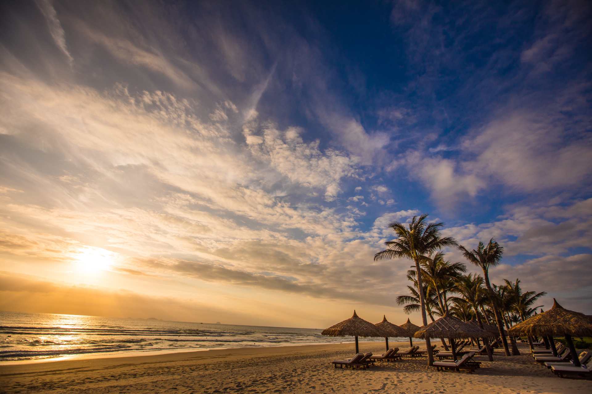 Bãi Dài Nha Trang Có Một Thiên đường Bình Dị Nơi Hạ Giới Với Biển