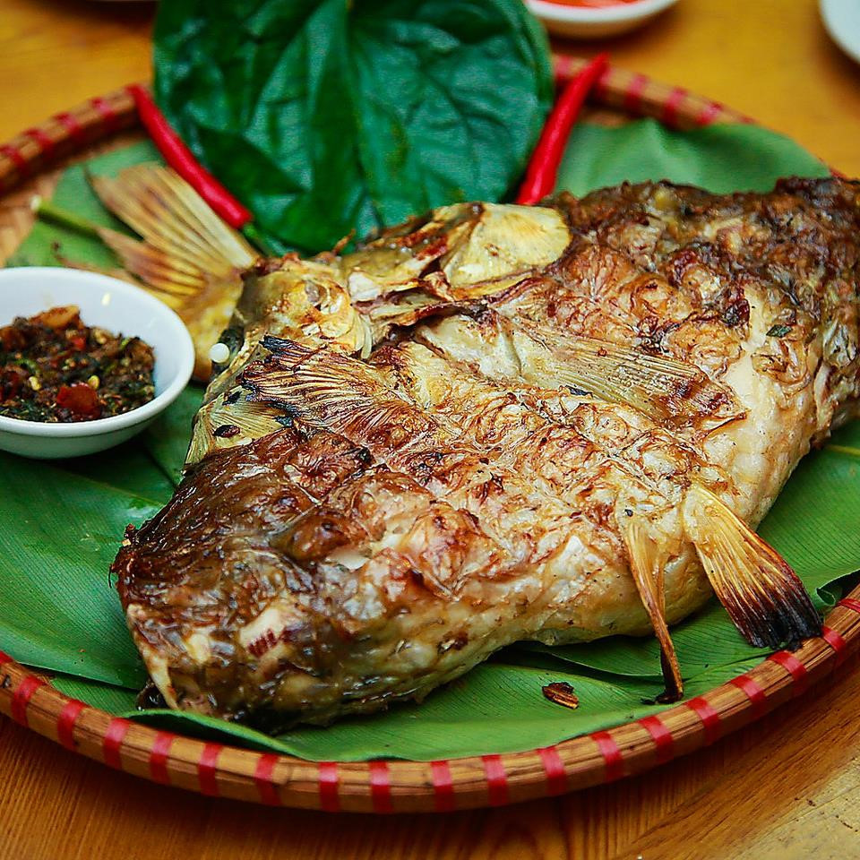 Thưởng thức các đặc sản ở bản Chao Hạ