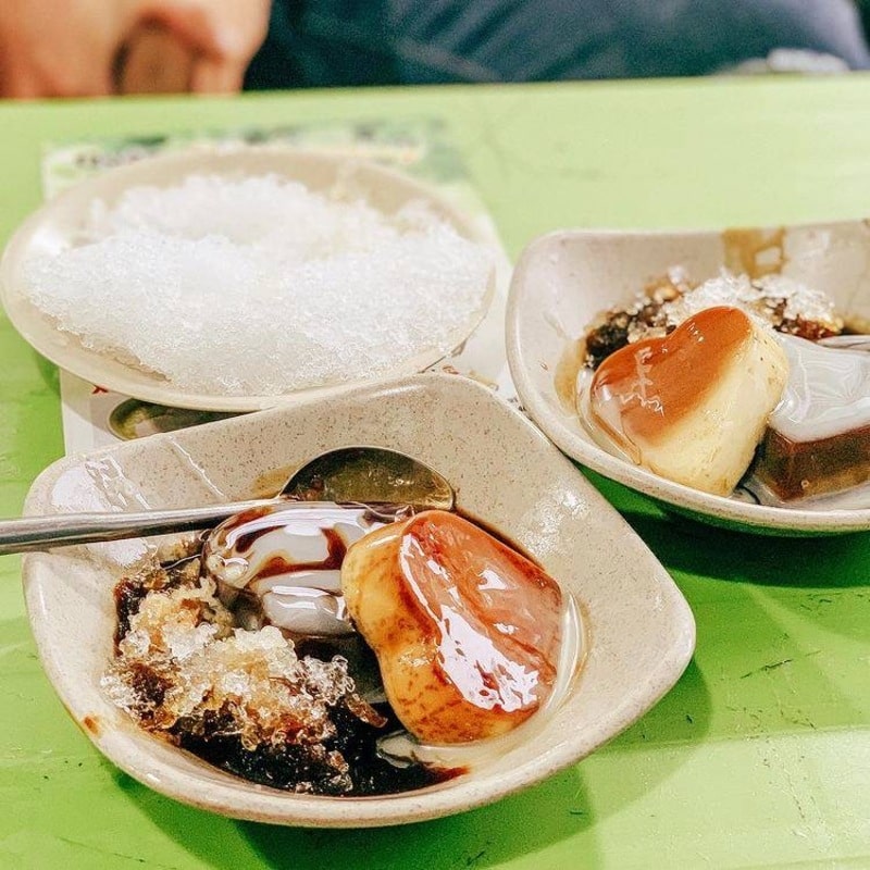 Bánh flan đông sương Nha Trang, món ăn vặt đặc sản làm nức lòng thực khách