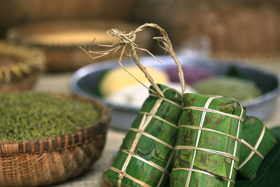 Bánh tét cốm dẹp Sóc Trăng, hương vị ẩm thực Khmer độc đáo 5