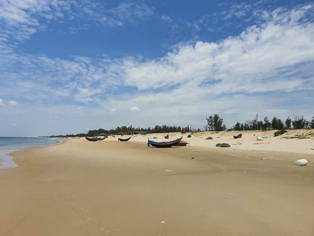 Về biển Cửa Việt cảm nhận vẻ đẹp mê hồn của đất trời Quảng Trị 4