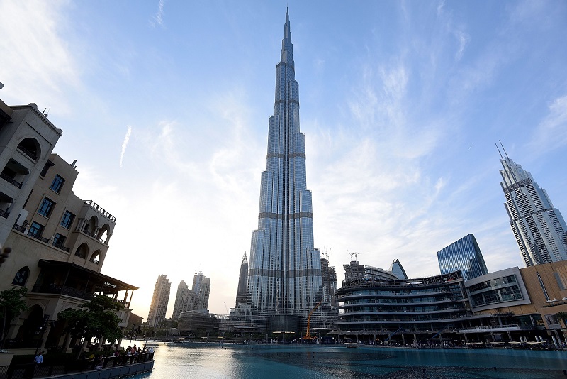 Thưởng lãm Burj Khalifa tòa nhà cao nhất thế giới ở Dubai 3
