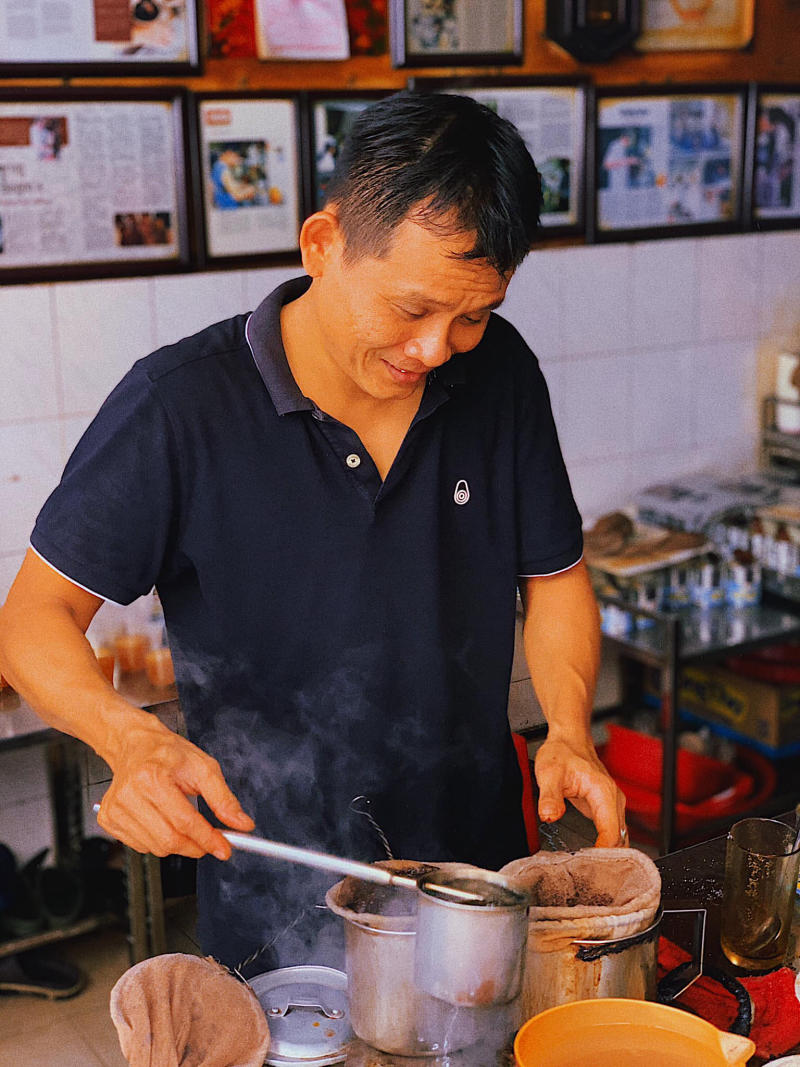 Top 4 quán cà phê vợt nổi tiếng nhất nhì Sài Thành 7