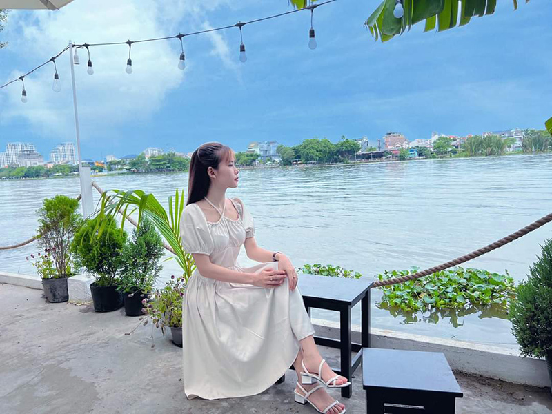 Điểm danh 9 quán cafe bờ sông view xịn nhất Sài Gòn 7