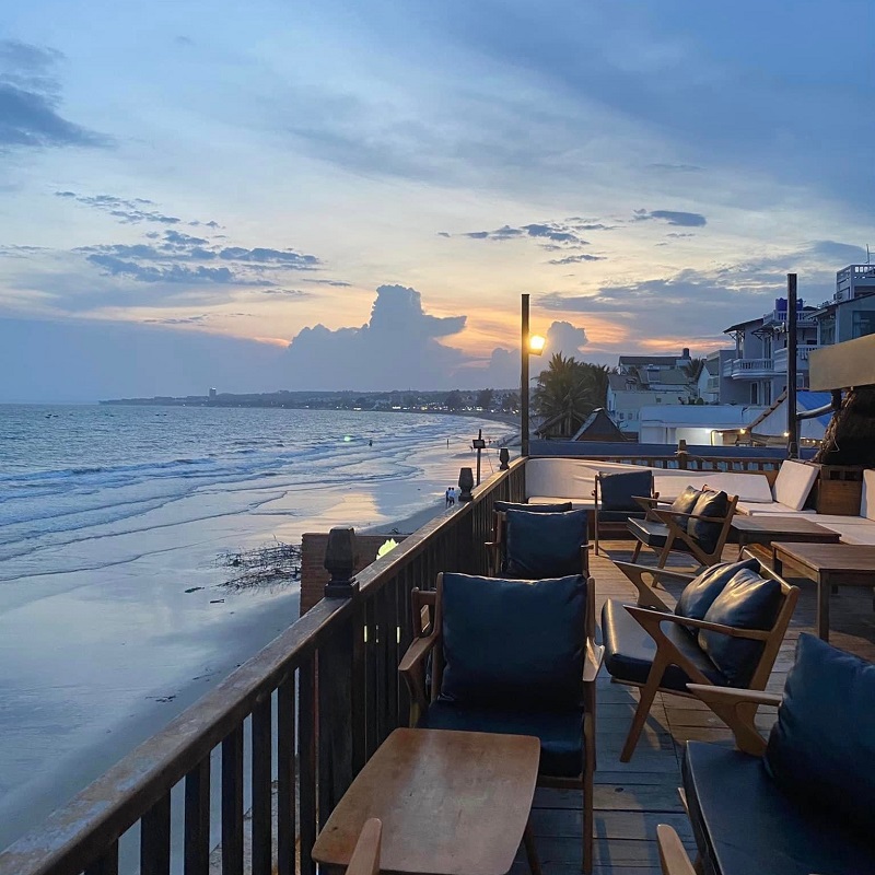 Không gian Chameleon Beach Bar bình yên bên bờ biển Phan Thiết 7