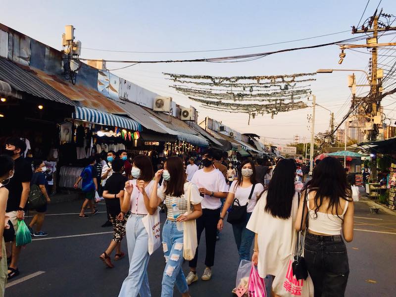 Điều gì làm nên sự tuyệt vời của chợ Chatuchak Thái Lan 6