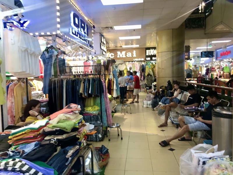 Chợ An Đông, đầu mối thời trang bỏ sỉ sầm uất nhất Sài thành 7