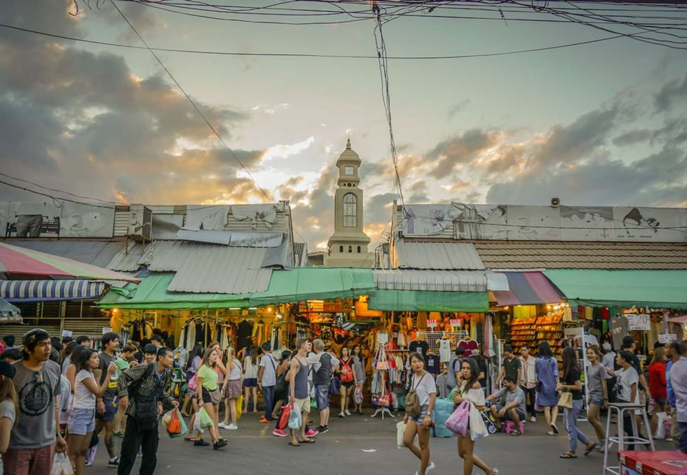 Điều gì làm nên sự tuyệt vời của chợ Chatuchak Thái Lan