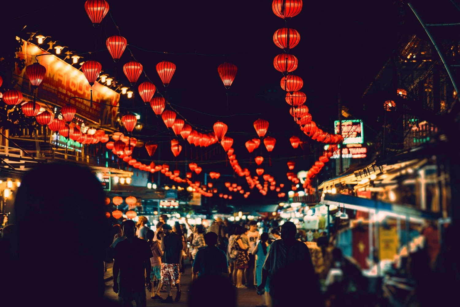 Chợ đêm Phú Quốc (chợ đêm Bạch Đằng) – Thế giới ẩm thực nhộn nhịp khi đêm về