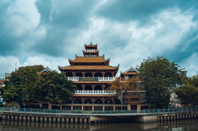 Khám phá chùa Pháp Hoa, miền đất Phật giữa lòng Sài Gòn 3
