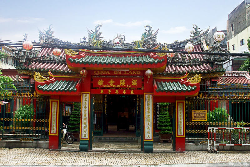 Khám phá chùa Quan Âm 300 năm tuổi giữa Sài Gòn náo nhiệt 3