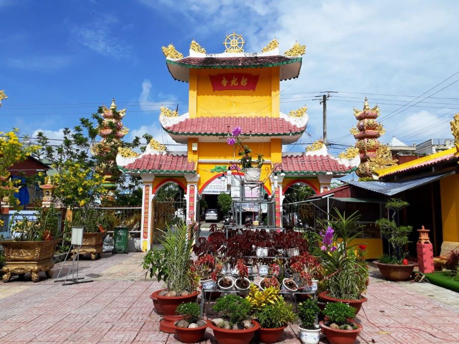 Chùa Từ Quang Cà Mau, địa điểm du lịch tâm linh mang vẻ đẹp cổ kính 4