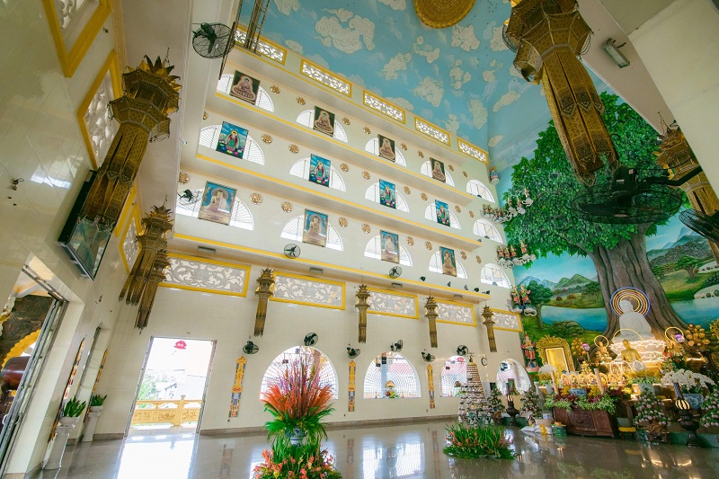Chiêm bái chùa Vạn Đức ngắm chánh điện cao nhất Việt Nam 8
