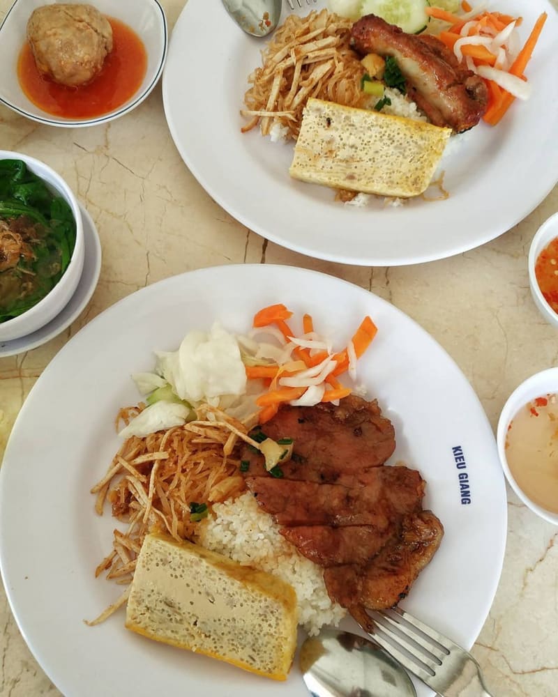 14 quán cơm tấm Sài Gòn ngon đúng điệu mà bạn phải thử ngay 14