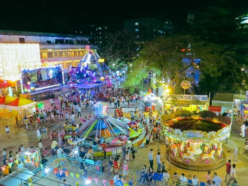 Công viên Lê Thị Riêng - Địa điểm ăn chơi cực đã tại Sài Gòn 9