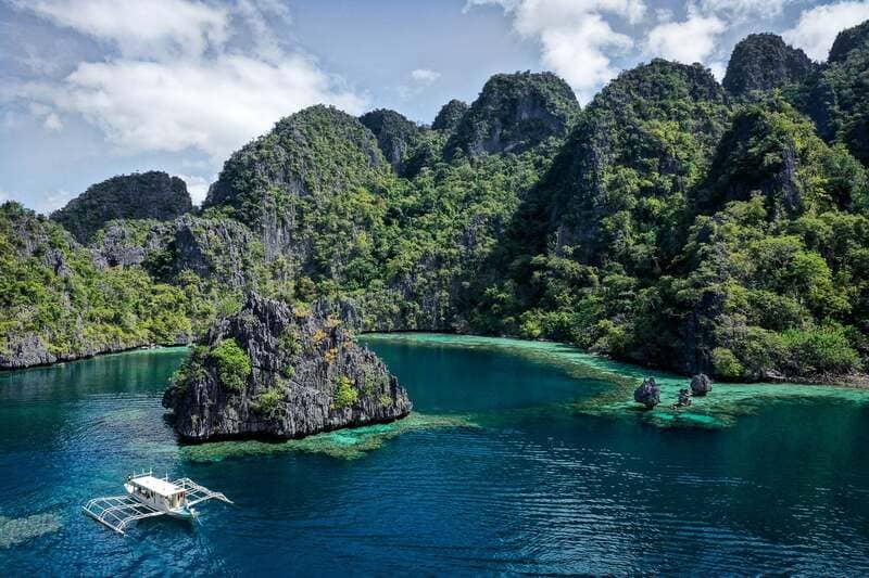 Coron, viên ngọc quý với sắc màu nguyên sơ của Philippines 6