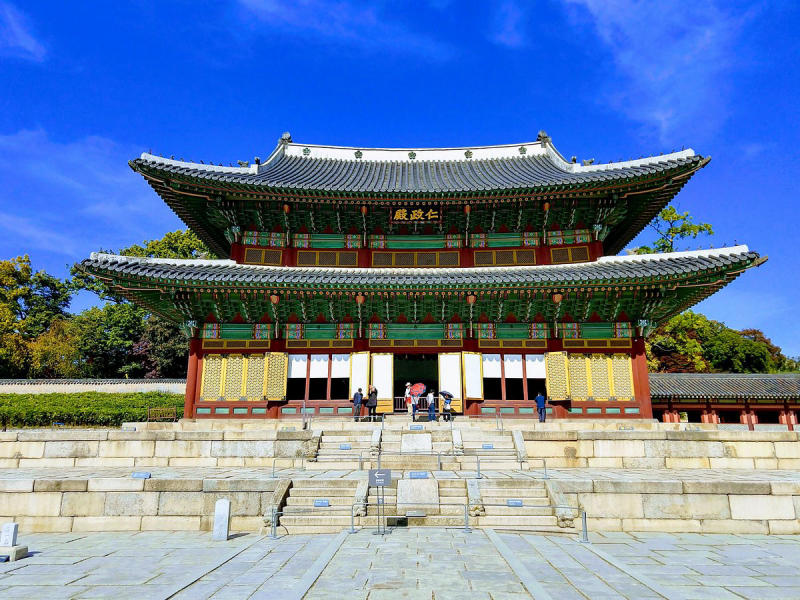 Chiêm ngưỡng cung điện Changdeokgung uy nghi và tráng lệ 2