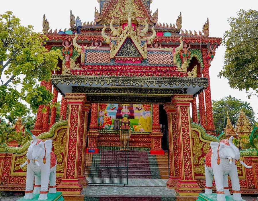 Cùng MIA.vn review Chùa Monivongsa Bopharam chi tiết nhất 4