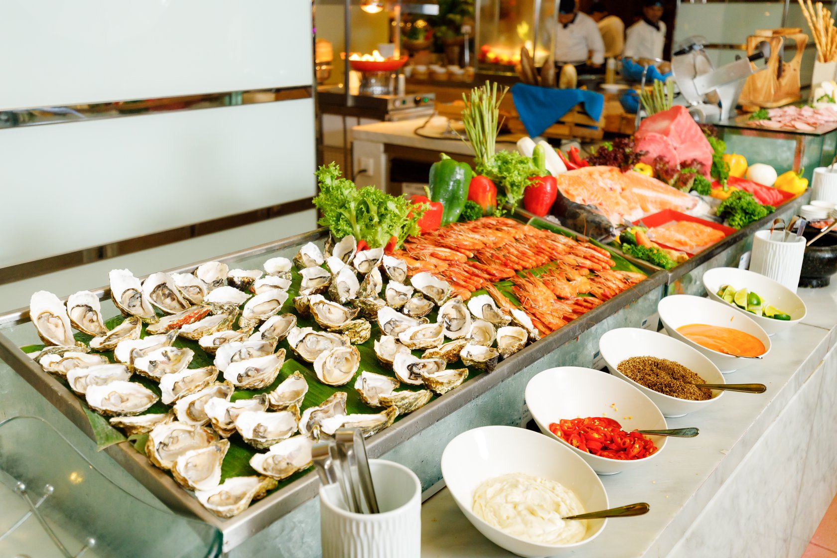 Buffet BBQ Hải Sản Mường Thanh Grand Nha Trang Hotel là một nhà hàng buffet hải sản và thịt nướng ở Nha Trang, đúng không?
