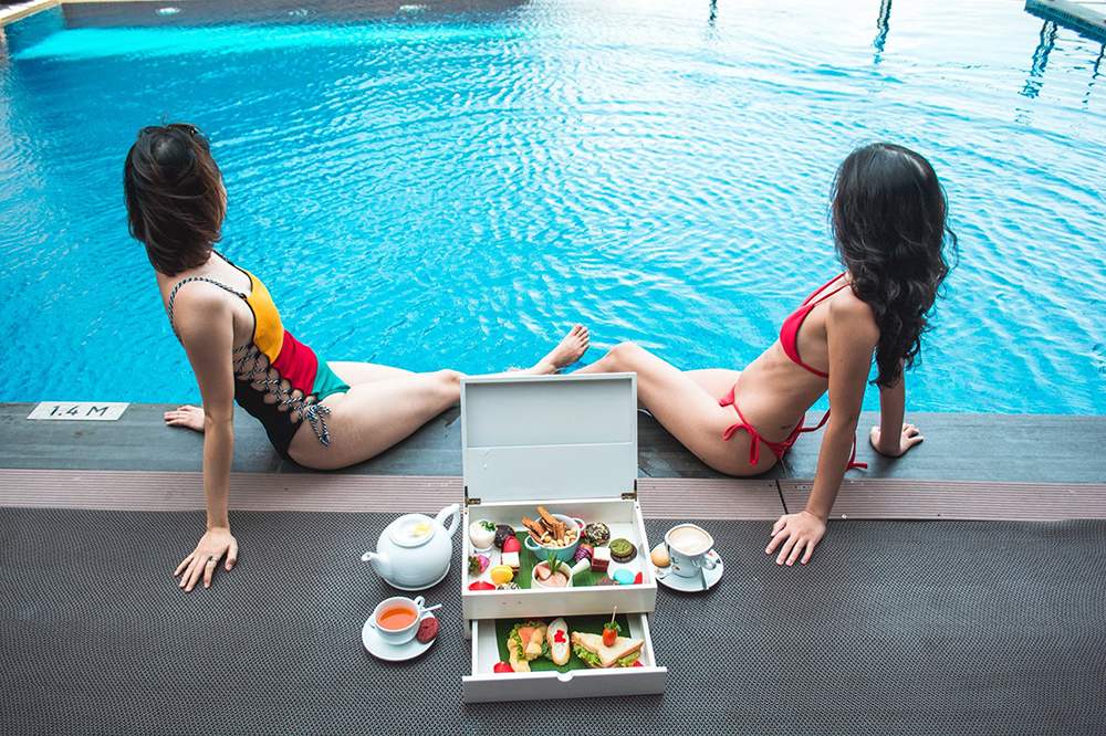 Enjoy snacks right at the pool