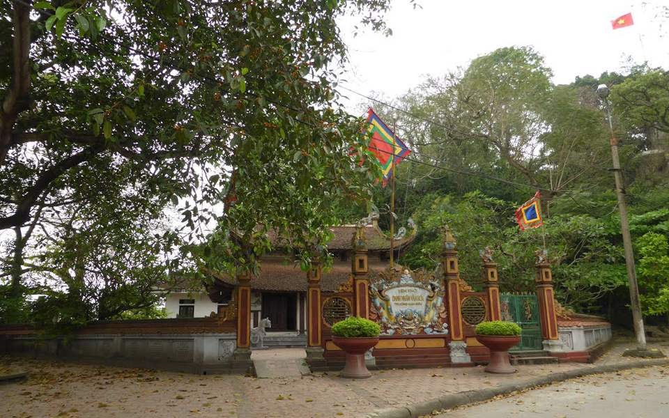 Đền thờ Trương Hán Siêu - Nơi tự hào truyền thống dân tộc ở xứ Ninh Bình 8