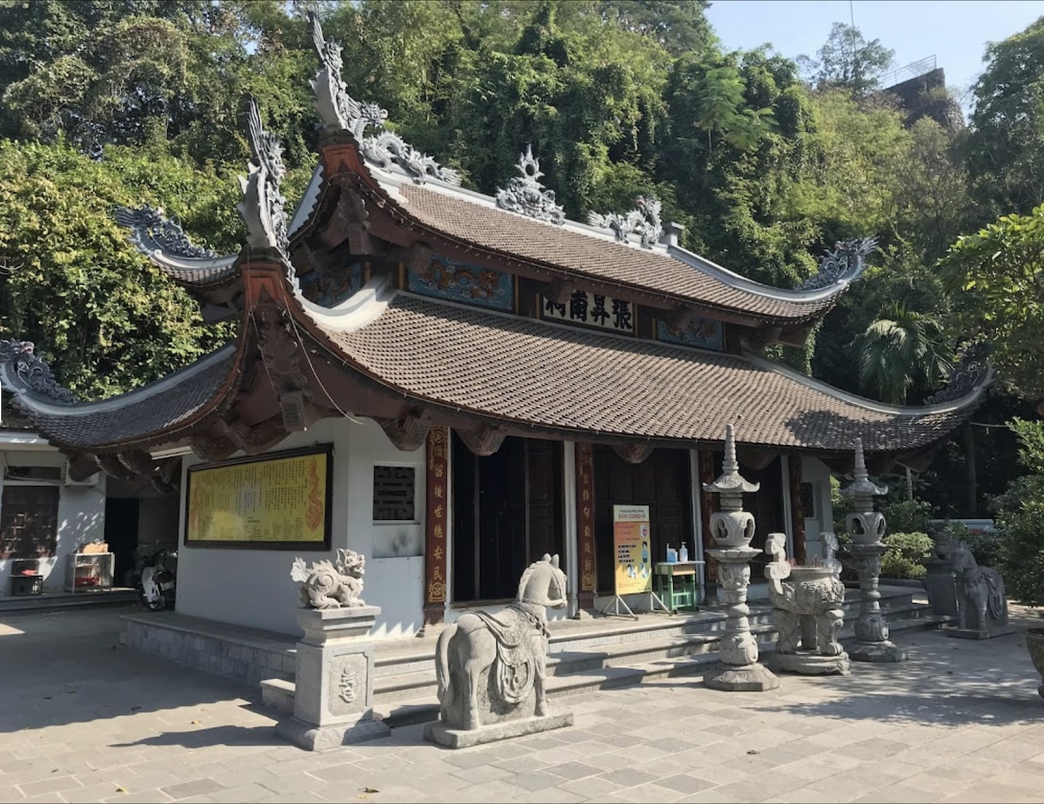 Đền thờ Trương Hán Siêu - Nơi tự hào truyền thống dân tộc ở xứ Ninh Bình 12