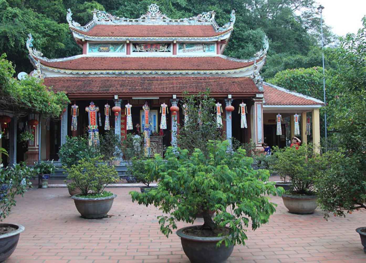 Đền thờ Trương Hán Siêu - Nơi tự hào truyền thống dân tộc ở xứ Ninh Bình 14