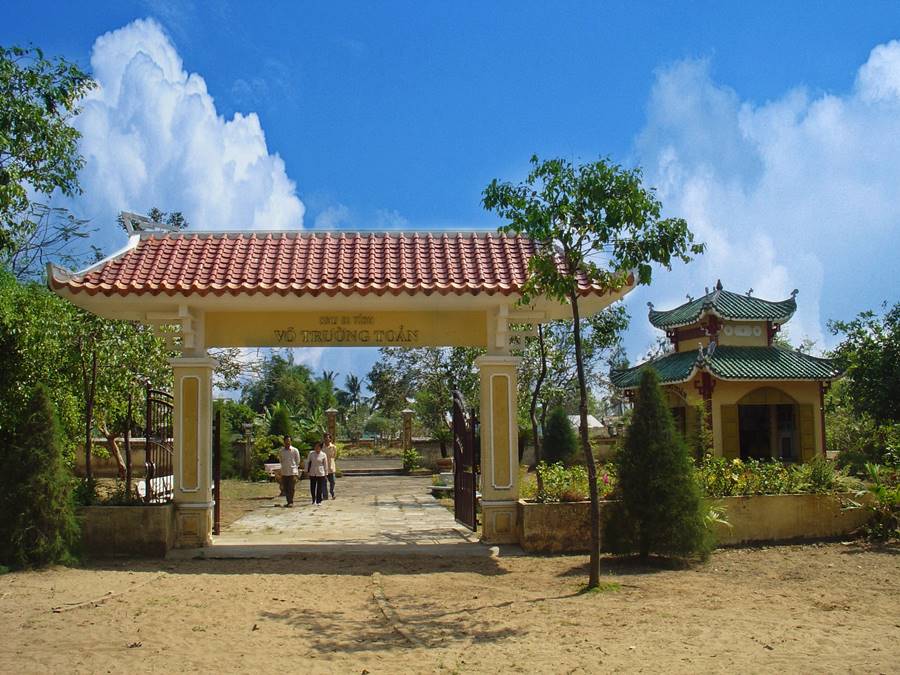 Di tích mộ Võ Trường Toản, viếng thăm người thầy tài cao đức rộng 3