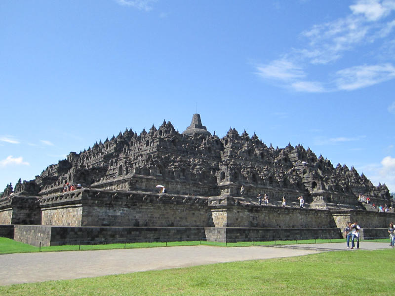 Chiêm ngưỡng đền Borobudur tinh xảo trong từng nét chạm khắc 2