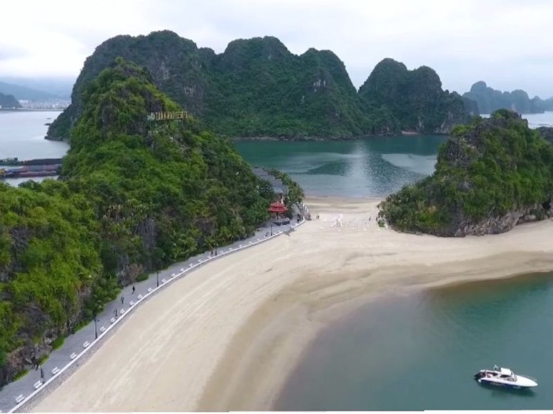 Top 10+ địa điểm du lịch Quảng Ninh tuyệt đẹp nhất định phải đi 8