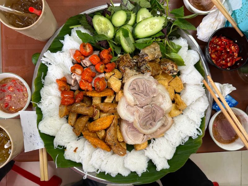 Food tour Hà Nội với danh sách 15 món ngon chuẩn vị Thủ đô 11