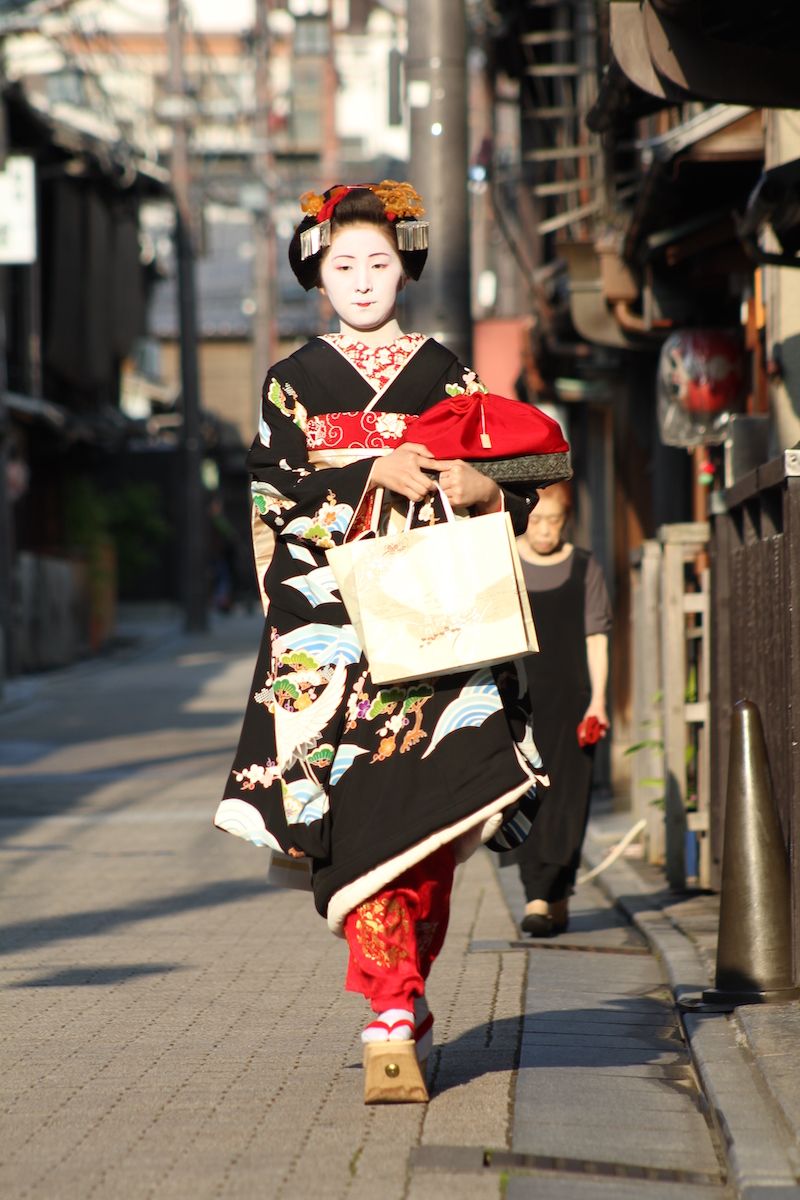 Geisha Nhật, vẻ đẹp thanh lịch trong chiếc Kimono truyền thống 4