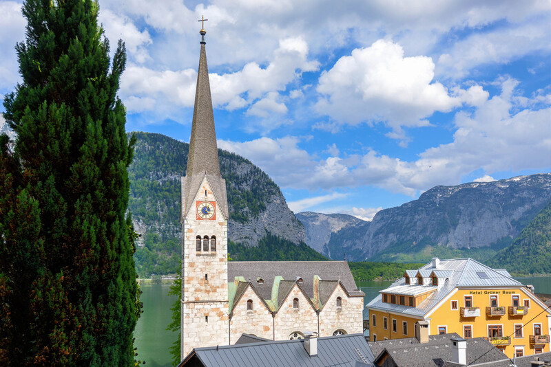 Hallstatt, thị trấn ven hồ đẹp nhất thế giới tại Áo 9