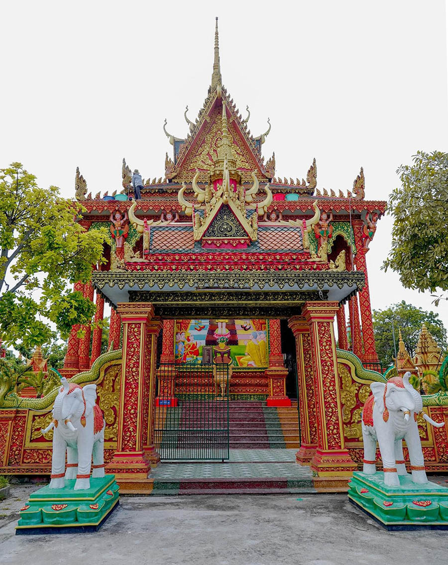 Hành trình review chùa Monivongsa Bopharam với không gian đẹp như tranh vẽ 7
