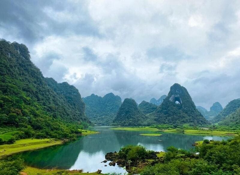 Hồ Thang Hen, thắng cảnh Cao Bằng khoe sắc giữa núi rừng 4