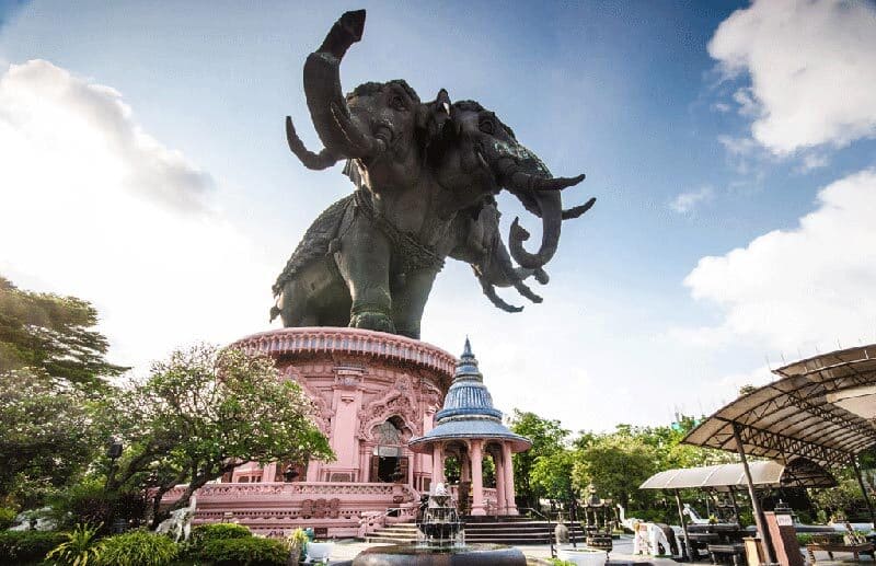Hoàng cung Thái Lan, đỉnh cao của kiến trúc xứ Chùa Vàng 13