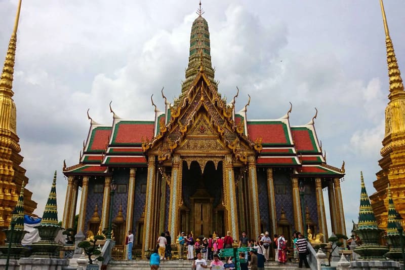 Hoàng cung Thái Lan, đỉnh cao của kiến trúc xứ Chùa Vàng 9